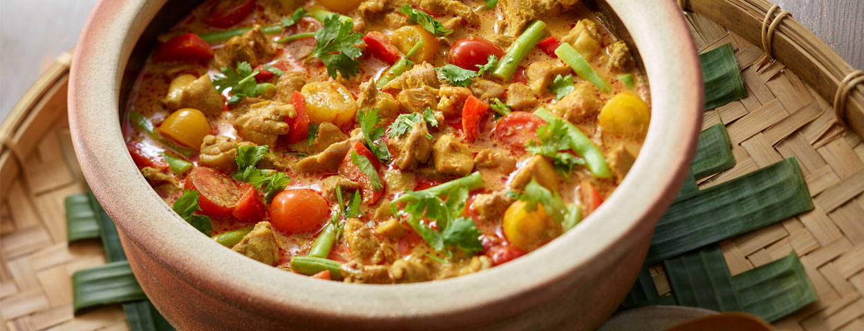 Thai Yellow Curry Chicken Slow Cooked