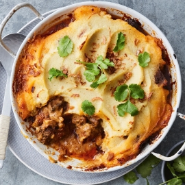 Massaman Beef, Onion & Potato Pie