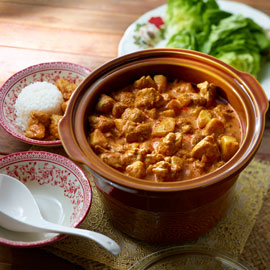 Nyonya Chicken Curry Slow Cooked